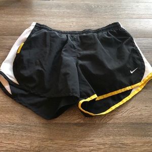 Nike Livestrong Running shorts